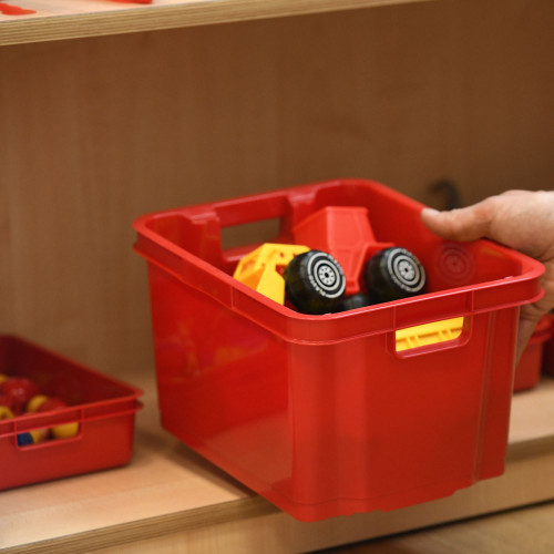 Mid Level Unit With Red Plastic Storage Set